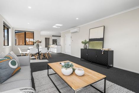 Photo of property in 22 Meyer Crescent, Halswell, Christchurch, 8025