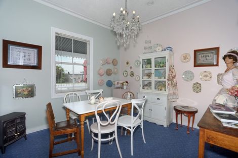 Photo of property in 89 Bridge Street, Bulls, 4818