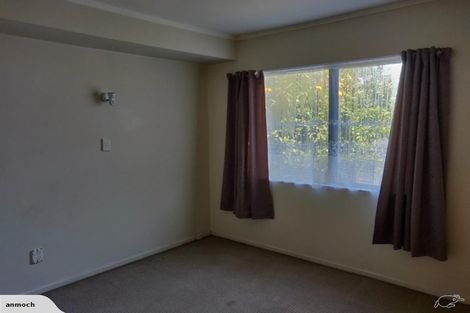 Photo of property in 2/111 Victoria Street, Onehunga, Auckland, 1061