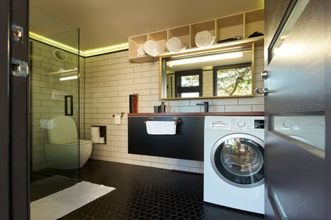 Photo of property in 12 Stafford Street, Mount Victoria, Wellington, 6011