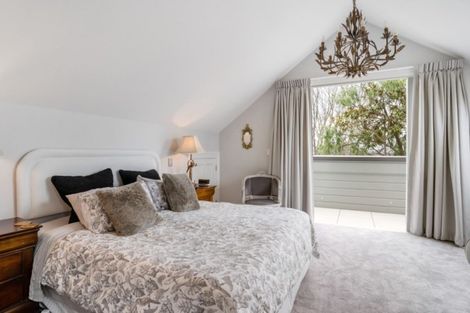 Photo of property in 86 Sarsfield Street, Herne Bay, Auckland, 1011