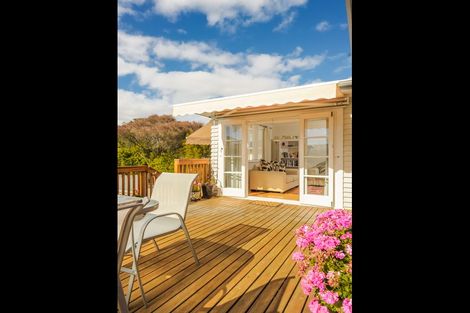 Photo of property in 24a Ribblesdale Road, Henderson, Auckland, 0612