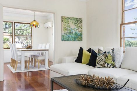 Photo of property in 2 Gulf Road, Murrays Bay, Auckland, 0630