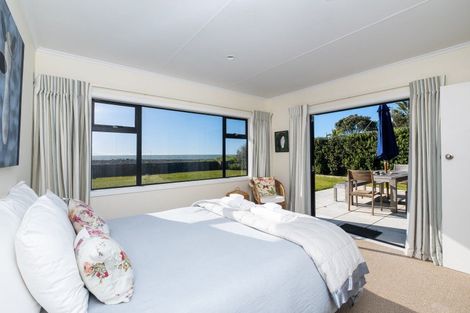 Photo of property in 251 Clifton Road, Te Awanga, 4102