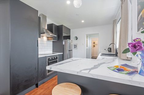 Photo of property in 17 Peters Avenue, Cloverlea, Palmerston North, 4412