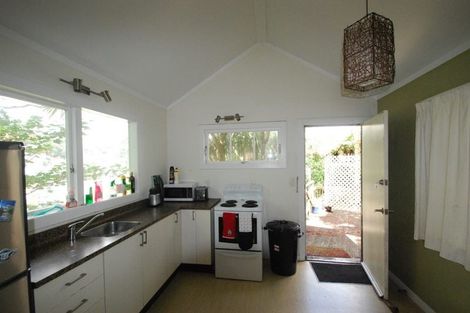 Photo of property in 29d North Terrace, Kelburn, Wellington, 6012