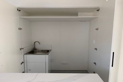 Photo of property in 41 Clay Works Lane, New Lynn, 0600