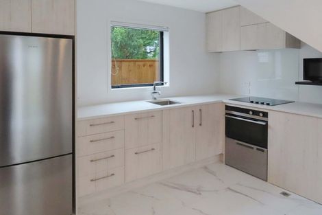 Photo of property in 2/123 Cambridge Terrace, Fairfield, Lower Hutt, 5011