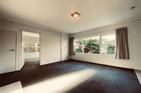 Photo of property in 9 Seaview Road, Castor Bay, Auckland, 0620