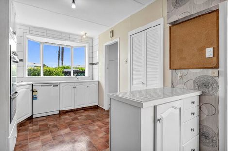 Photo of property in 5 Hori Street, Vogeltown, New Plymouth, 4310