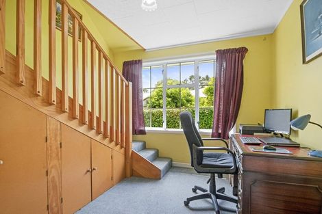 Photo of property in 23 Taupaki Road, Taupaki, Henderson, 0782