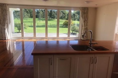 Photo of property in 5 Maungakiekie Avenue, Greenlane, Auckland, 1051