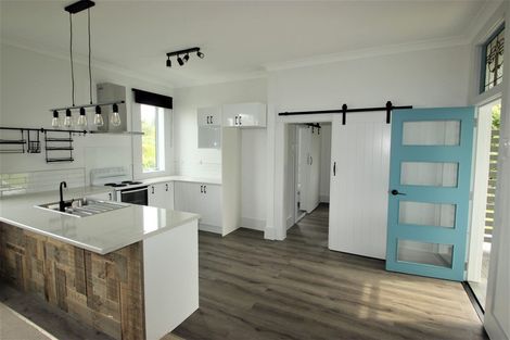 Photo of property in 37 Norfolk Street, Riversdale, 9776