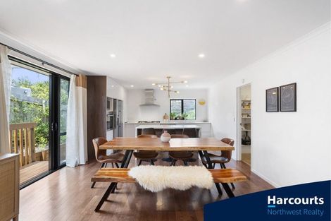 Photo of property in 1b Makora Road, Massey, Auckland, 0614