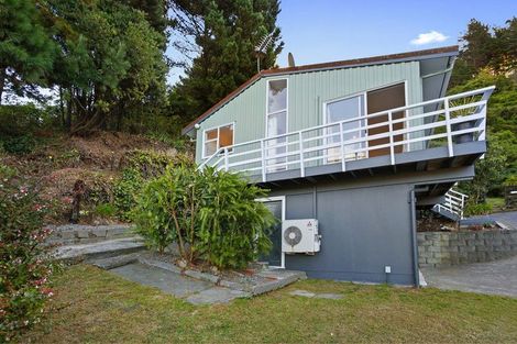 Photo of property in 24 Fyvie Avenue, Tawa, Wellington, 5028