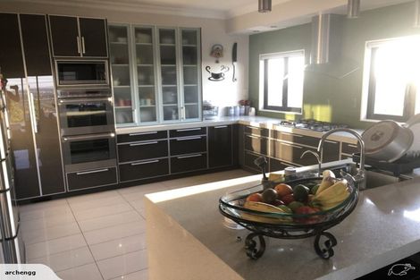 Photo of property in 131 Redoubt Road, Goodwood Heights, Auckland, 2105