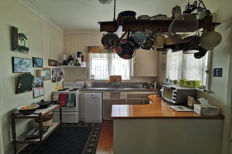 Photo of property in 25 Rewa Street, Takaro, Palmerston North, 4412