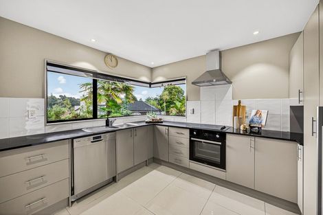 Photo of property in 73m Park Rise, Campbells Bay, Auckland, 0630
