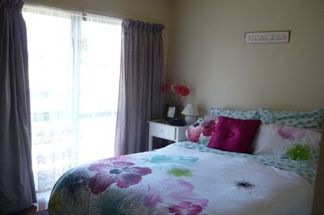 Photo of property in 1610a Great North Road, Waterview, Auckland, 1026