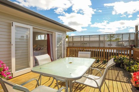 Photo of property in 24a Ribblesdale Road, Henderson, Auckland, 0612