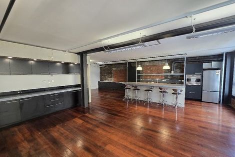 Photo of property in 20 Egmont Street, Te Aro, Wellington, 6011