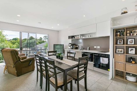 Photo of property in 592k Whangaparaoa Road, Stanmore Bay, Whangaparaoa, 0932