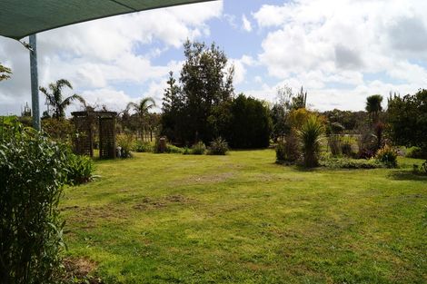 Photo of property in 265 Wiroa Road, Kerikeri, 0293