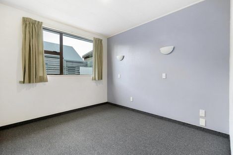 Photo of property in 15 Avalon Crescent, Fernhill, Queenstown, 9300