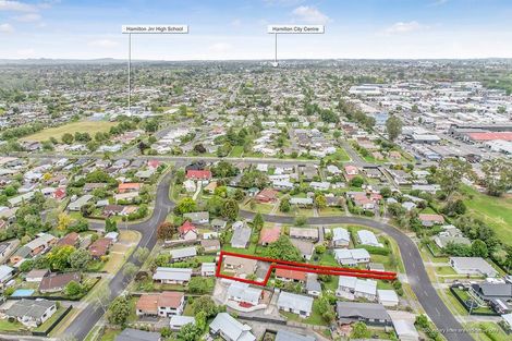 Photo of property in 49 Garland Drive, St Andrews, Hamilton, 3200