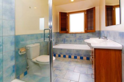 Photo of property in 32 Wai-iti Terrace, Burnside, Christchurch, 8052