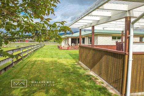 Photo of property in 15 Malcolm Gillies Grove, Totara Park, Upper Hutt, 5018