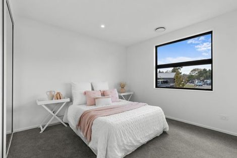 Photo of property in 2 Ferbane Way, Halswell, Christchurch, 8025