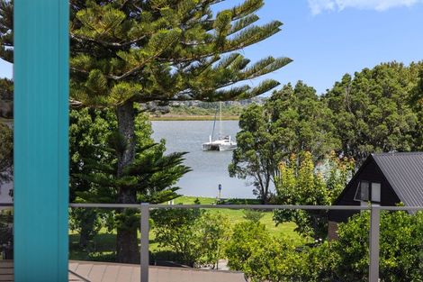 Photo of property in 9 Bay Street, Matua, Tauranga, 3110