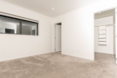 Photo of property in 5/7 Glen Road, Ranui, Auckland, 0612