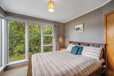 Photo of property in 15a Enfield Road, Hospital Hill, Napier, 4110