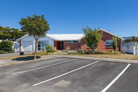 Photo of property in 16 Kitakita Grove, Motueka, 7120