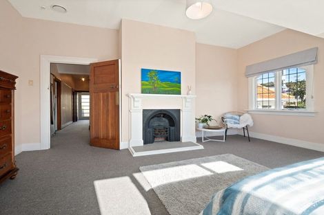 Photo of property in 70 Easther Crescent, Kew, Dunedin, 9012