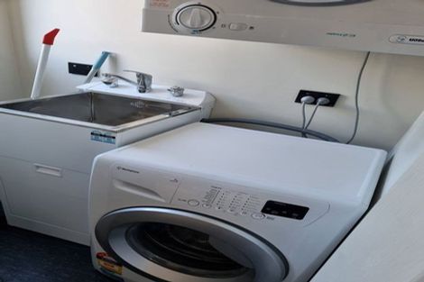 Photo of property in 31 Dundas Street, North Dunedin, Dunedin, 9016