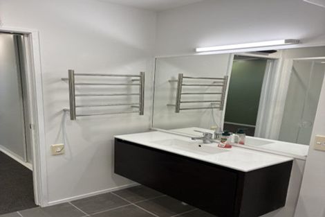 Photo of property in 82a Idris Road, Fendalton, Christchurch, 8052