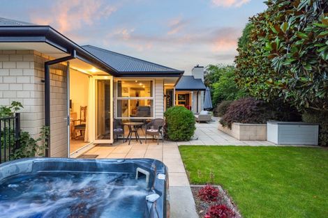 Photo of property in 11 Breton Close, Northwood, Christchurch, 8051