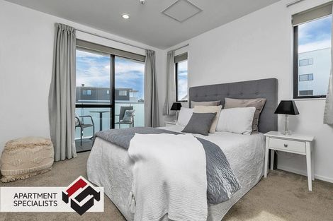 Photo of property in Apollo Apartments, 201/46 Rosedale Road, Rosedale, Auckland, 0632