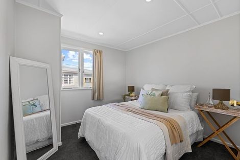 Photo of property in 42 Foster Crescent, Snells Beach, 0920