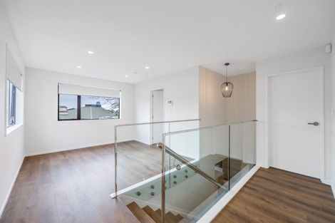 Photo of property in 83c Hastings Road, Mairangi Bay, Auckland, 0630