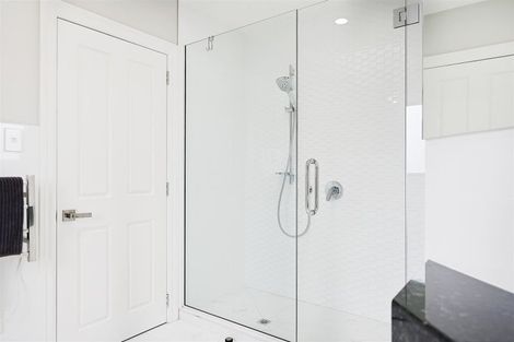 Photo of property in 127 Regent's Park Drive, Casebrook, Christchurch, 8051