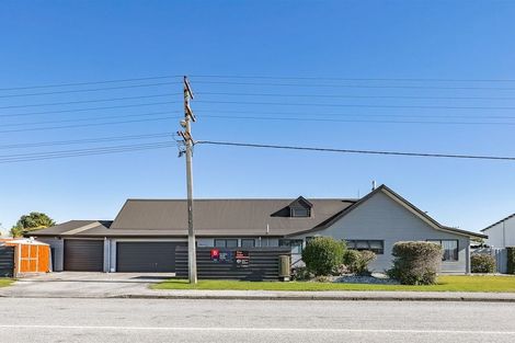 Photo of property in 92 Henley Street, Westport, 7825
