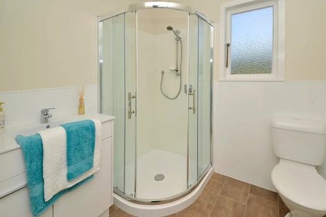 Photo of property in 5a Scotts Road, Manurewa East, Auckland, 2102