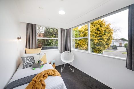 Photo of property in 36 Winston Avenue, Hokowhitu, Palmerston North, 4410