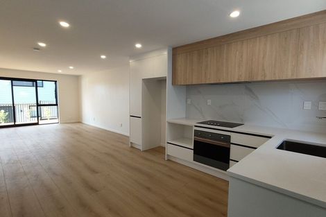 Photo of property in 1/7 Peverill Crescent, Papatoetoe, Auckland, 2025