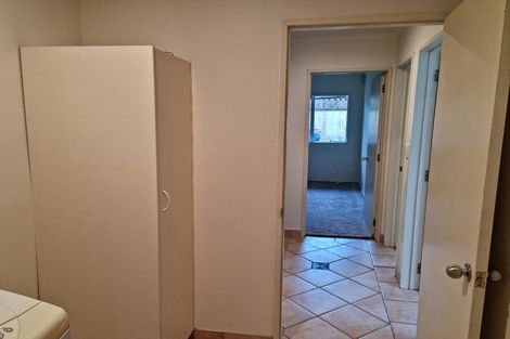 Photo of property in 2/837 Beach Road, Browns Bay, Auckland, 0630