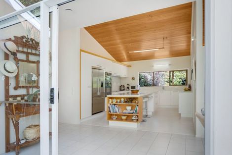 Photo of property in 49 Riddell Road, Kerikeri, 0230